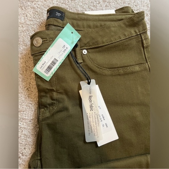NWT Just Black - Addison Skinny Jean -
Olive - 31P - Picture 4 of 5